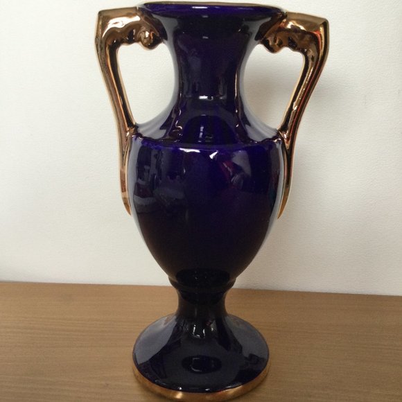 VTG Cobalt Blue 9 3/4" ceramic vase gold gild handles made in Italy white angel - Picture 3 of 9